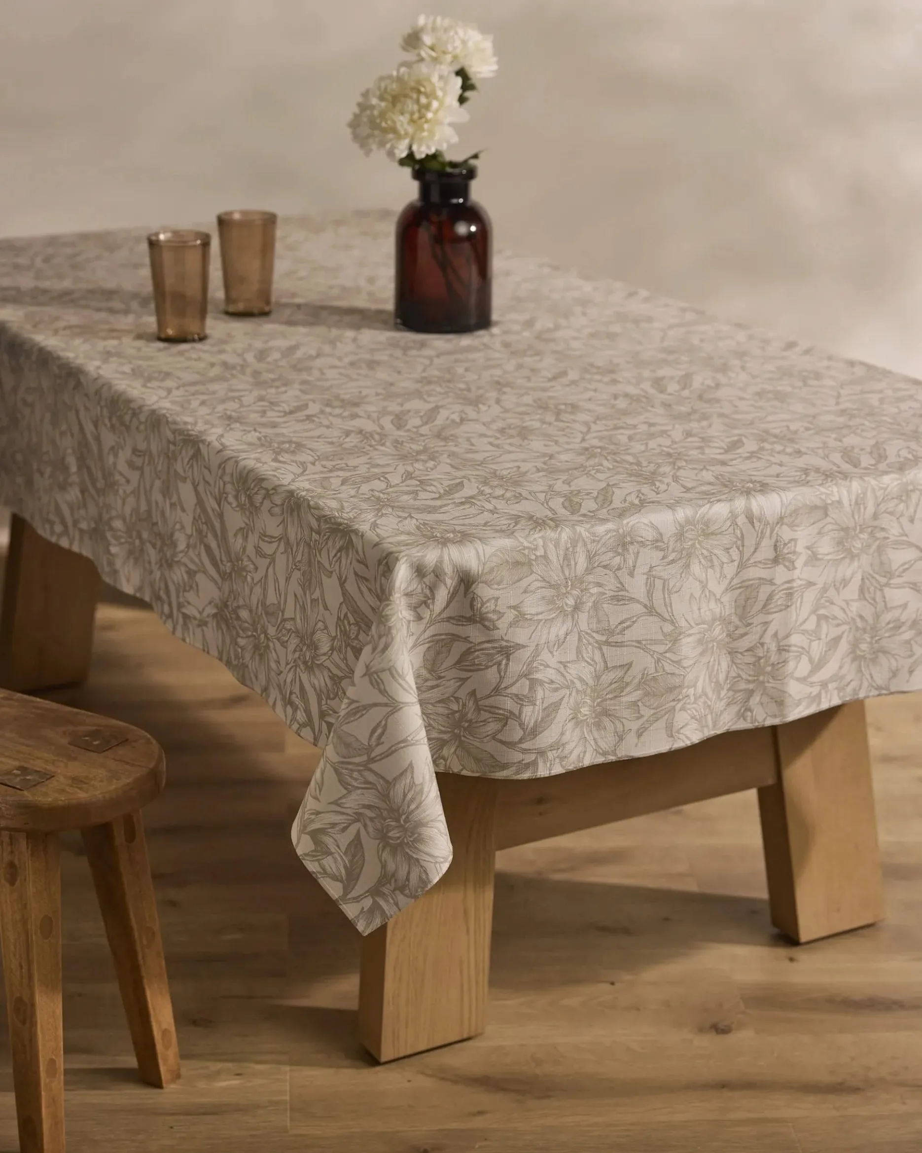 GEOMETRY Alba Tablecloth