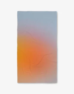 GEOMETRY Aura Luxe Bath Towel