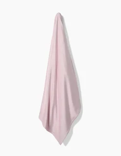 GEOMETRY Berry Shortcake Butter Blanket