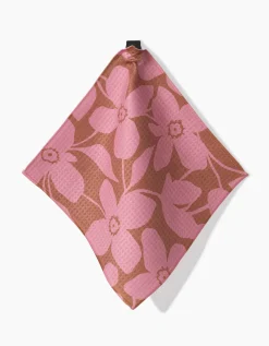 GEOMETRY Big Fuchsia Flowers Luxe Washcloth Set