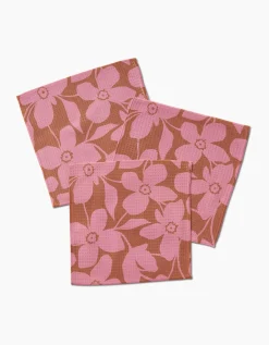 GEOMETRY Big Fuchsia Flowers Luxe Washcloth Set