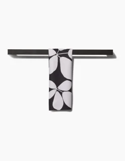 GEOMETRY Blackberry Bar Towel