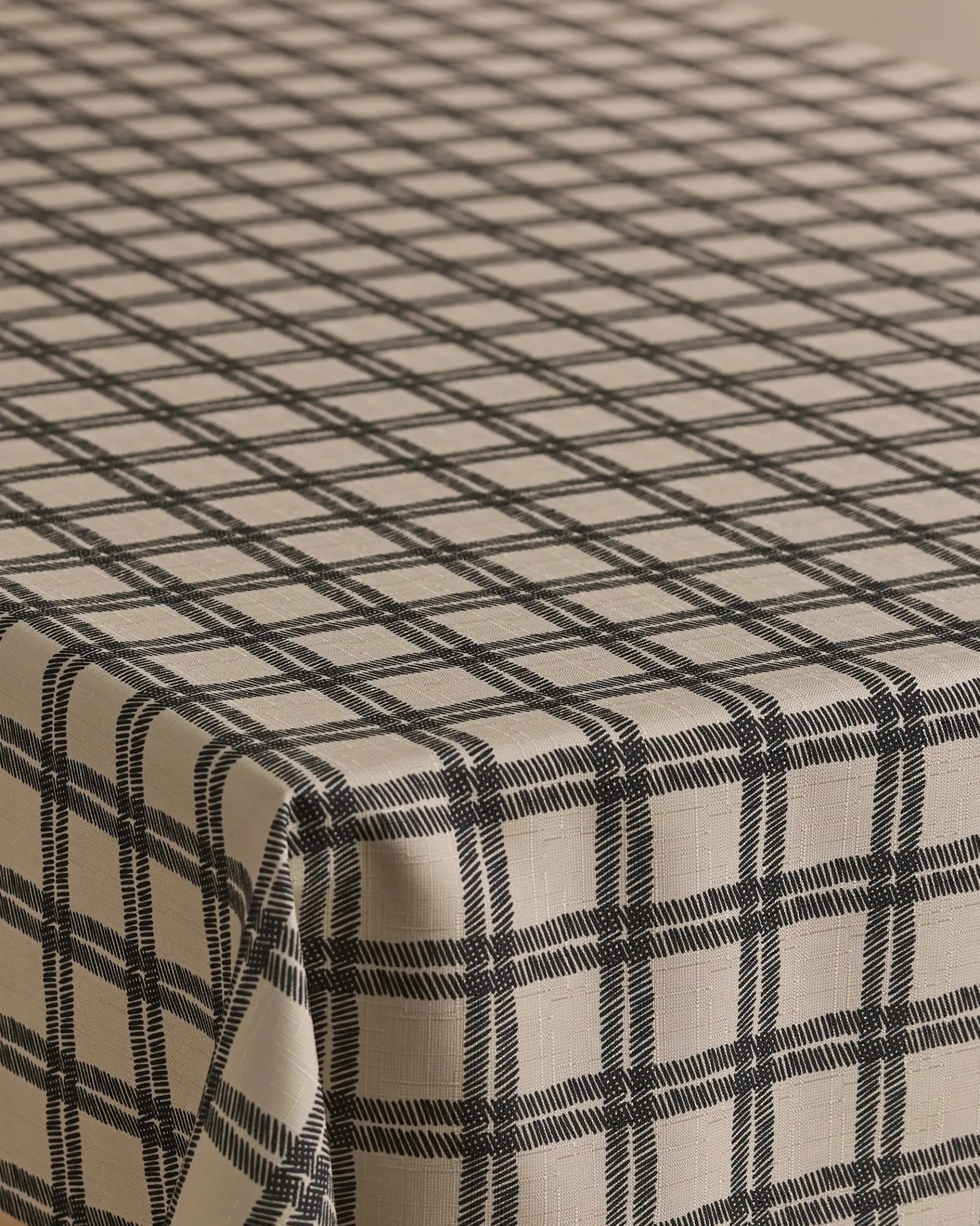 GEOMETRY Blackstone Tablecloth
