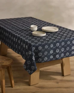 GEOMETRY Bonnie Indigo Tablecloth