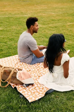 GEOMETRY Burnt Orange Flowers Beach Blanket