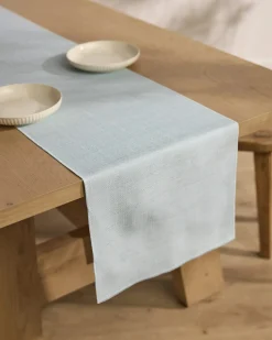 GEOMETRY Chambray Light Blue Table Runner