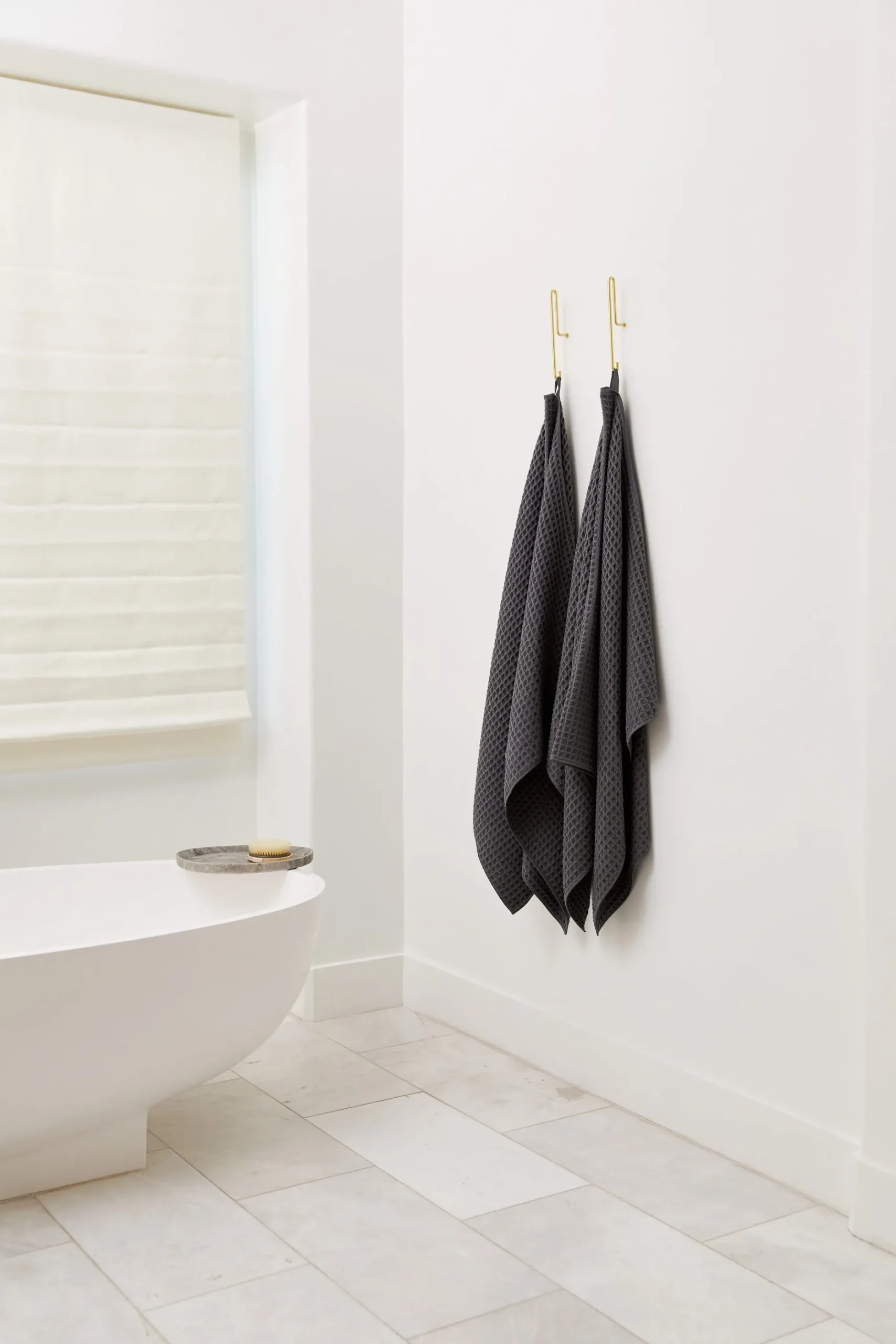 GEOMETRY Charcoal Waffle Bath Towel