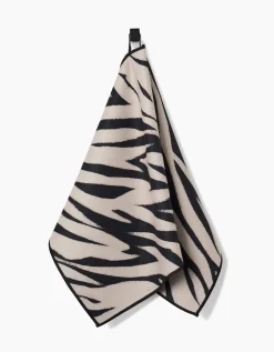 GEOMETRY Chase Fitness Towel