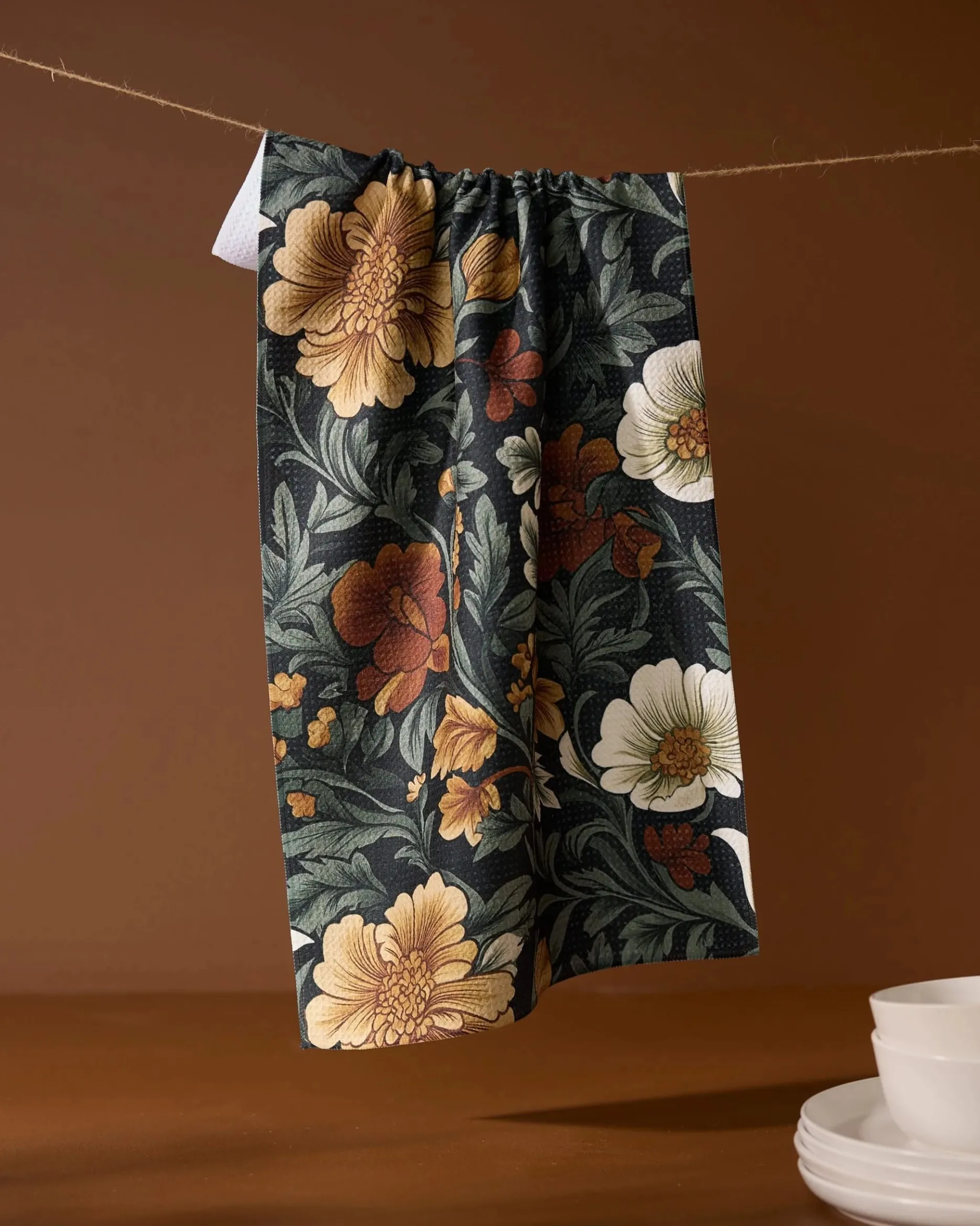 GEOMETRY Classic Floral Tea Towel