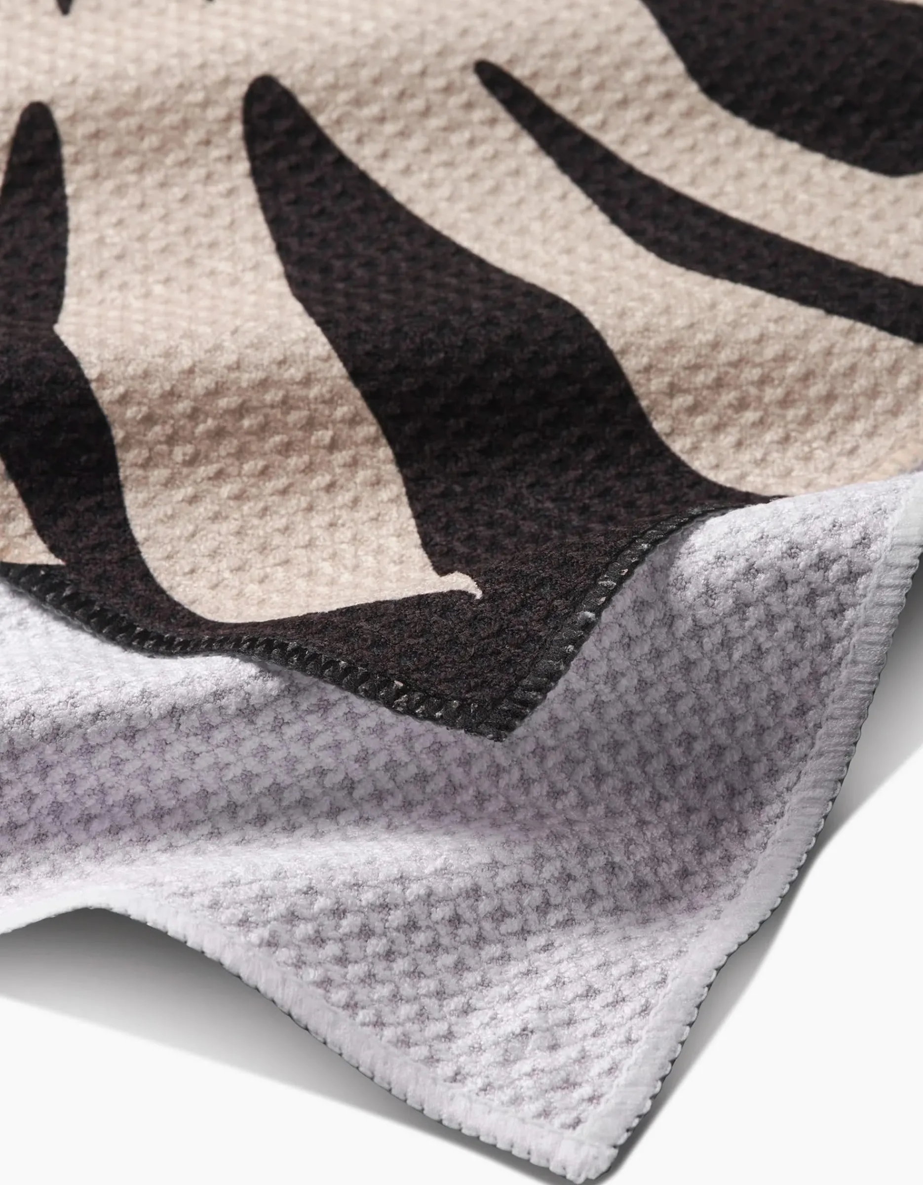 GEOMETRY Cream Monstera Bar Towel