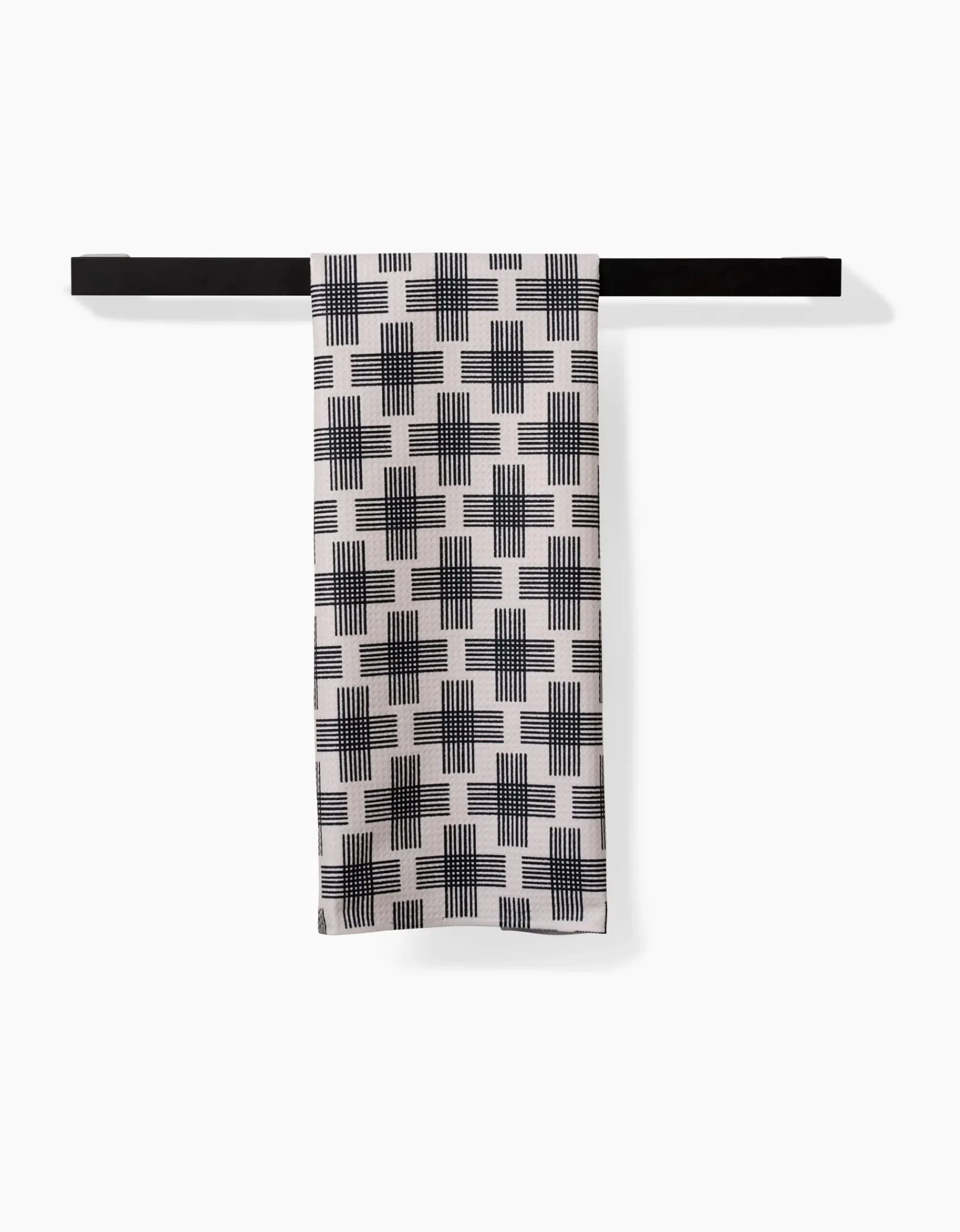 GEOMETRY Cross Hatch Luxe Hand Towel