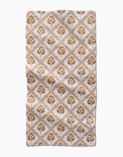 GEOMETRY Dancing Vines Bar Towel