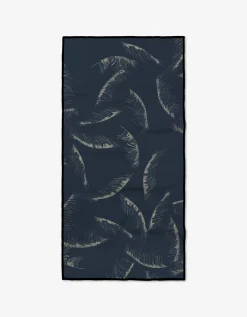 GEOMETRY Due North Midnight Fitness Towel