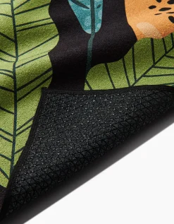 GEOMETRY Feeling Spotty Yoga Towel