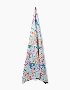GEOMETRY Floral Garden Beach Blanket