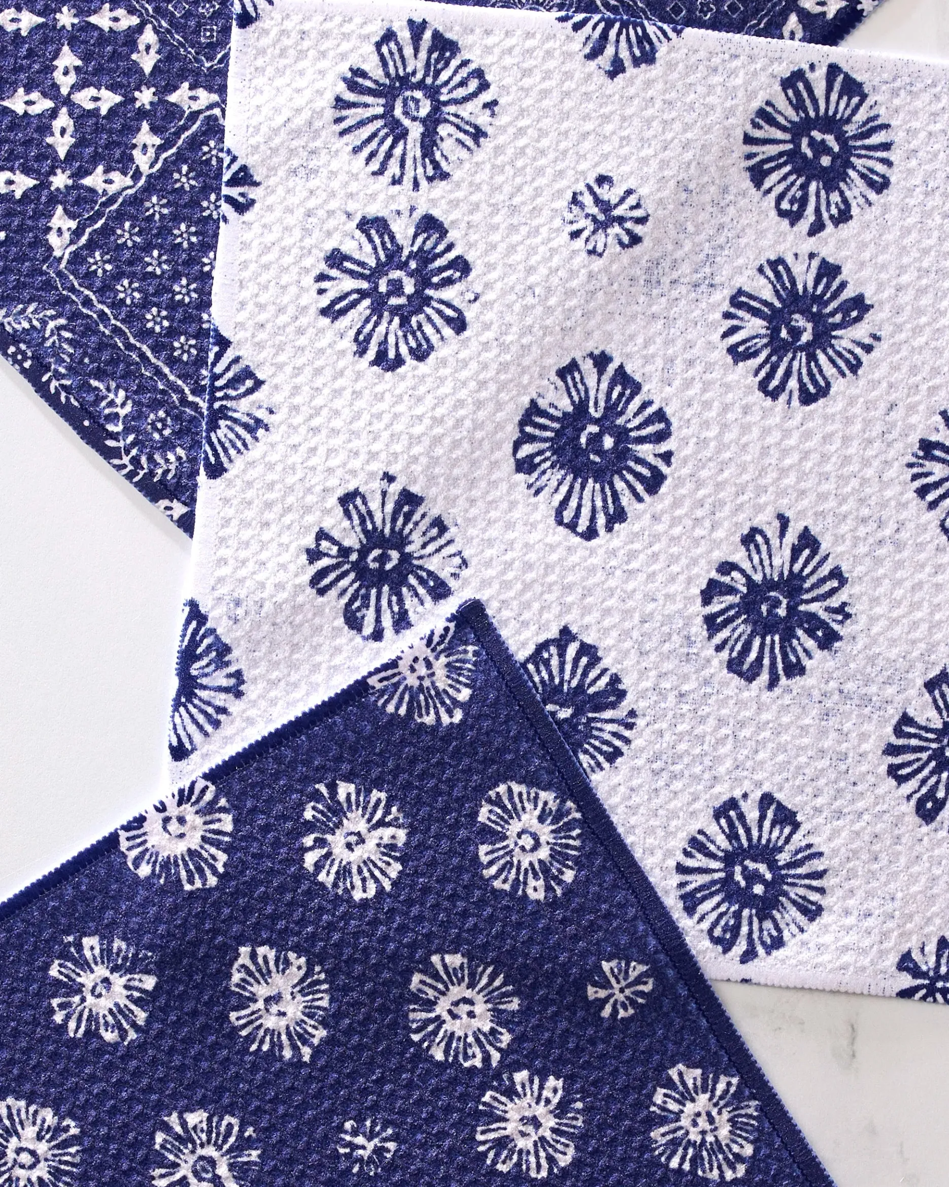 GEOMETRY Flowing Ocean Dishcloth Set