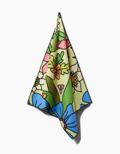 GEOMETRY Green Flowers Yoga Towel