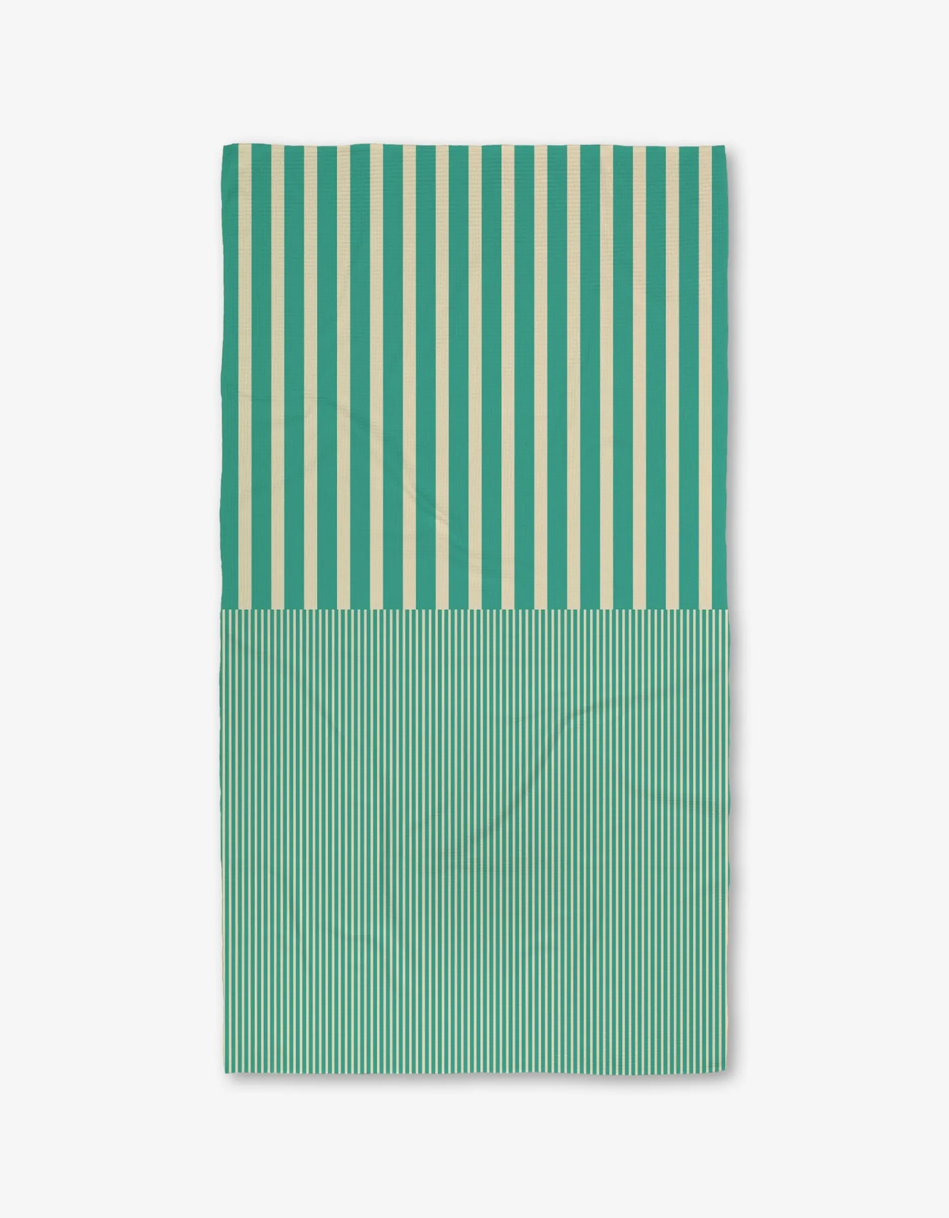 GEOMETRY Half and Half Luxe Bath Towel