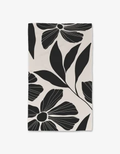 GEOMETRY Harmony Luxe Hand Towel