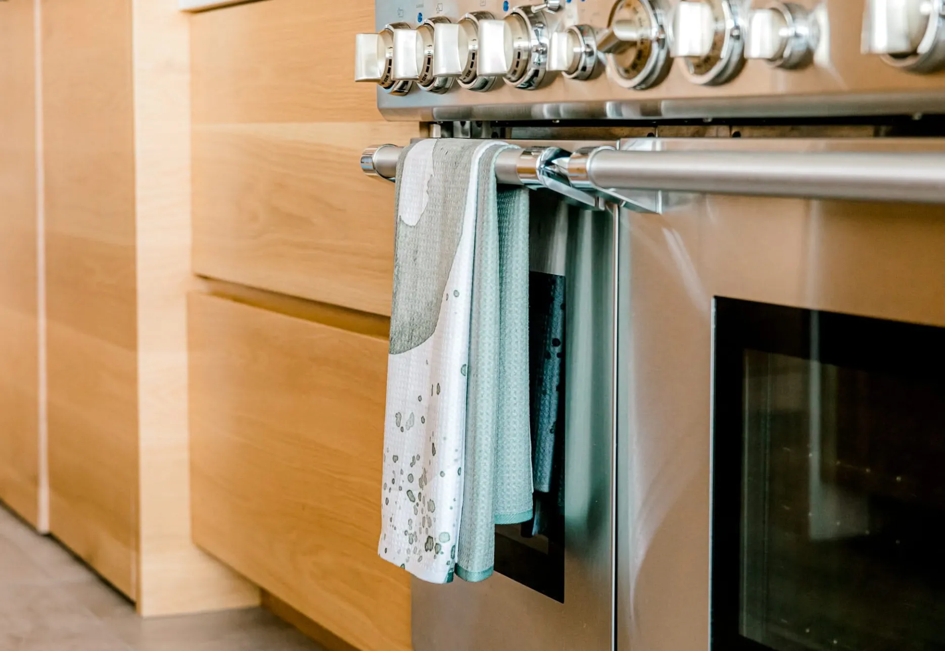 GEOMETRY Hunter Abstract Tea Towel