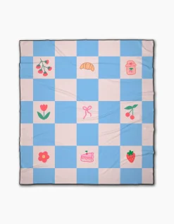 GEOMETRY Little Picnic Things Beach Blanket