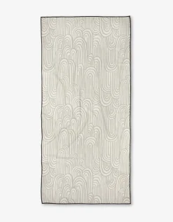 GEOMETRY Lovers Arc Beach Towel