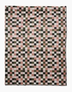 GEOMETRY Luxora Butter Blanket
