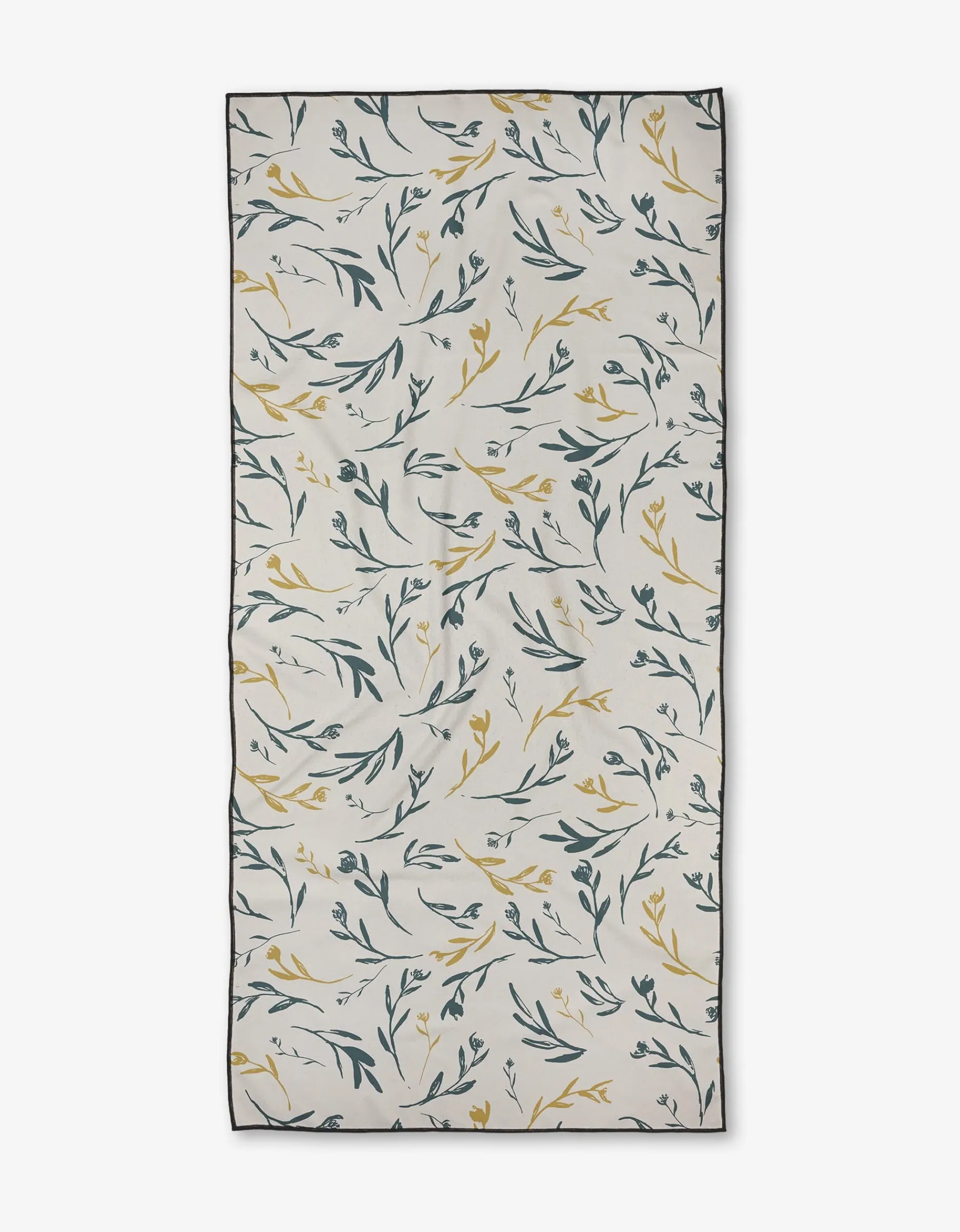 GEOMETRY Meander Beach Towel