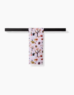 GEOMETRY Morticia Bar Towel