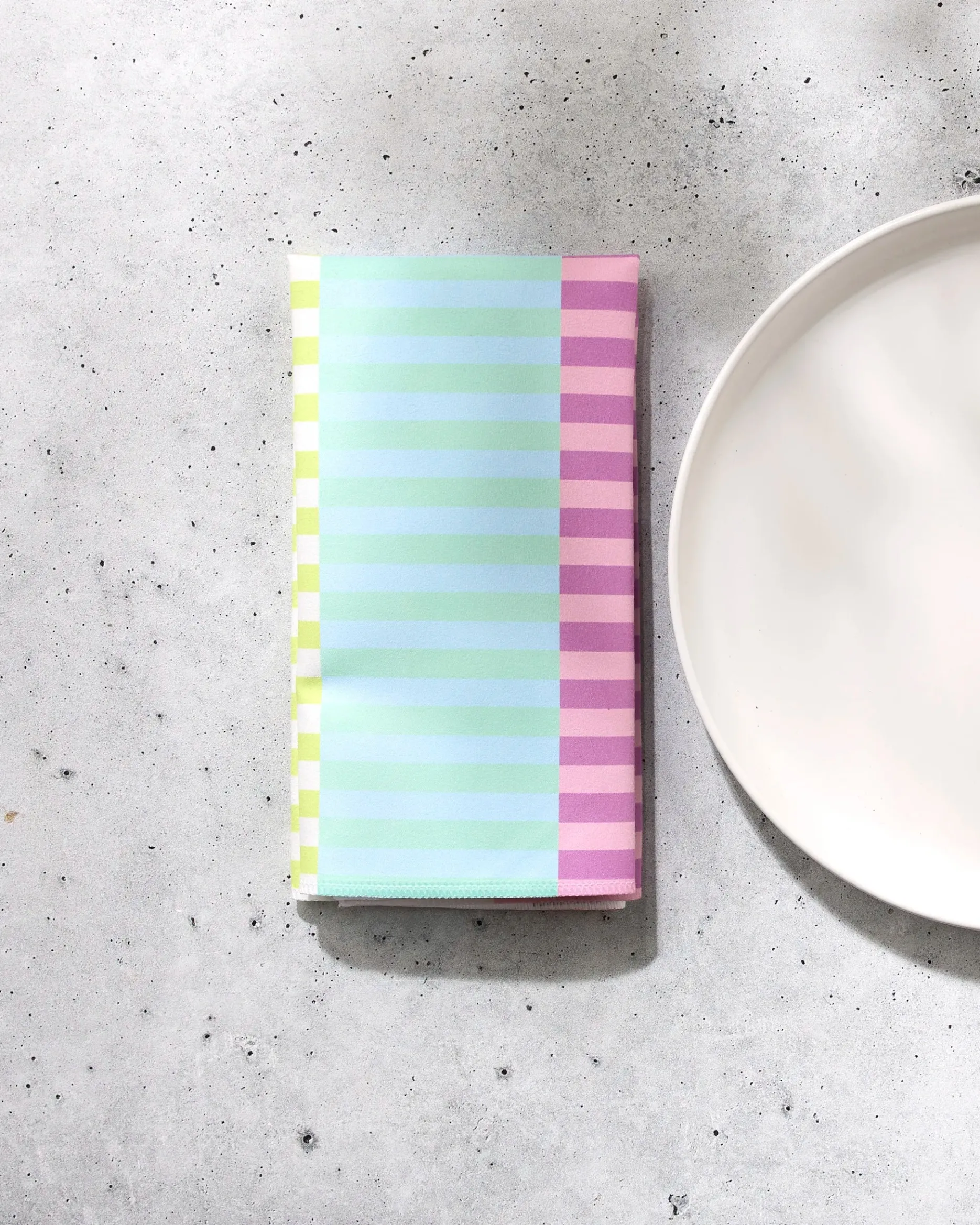 GEOMETRY Neon Nights Dinner Napkin Set