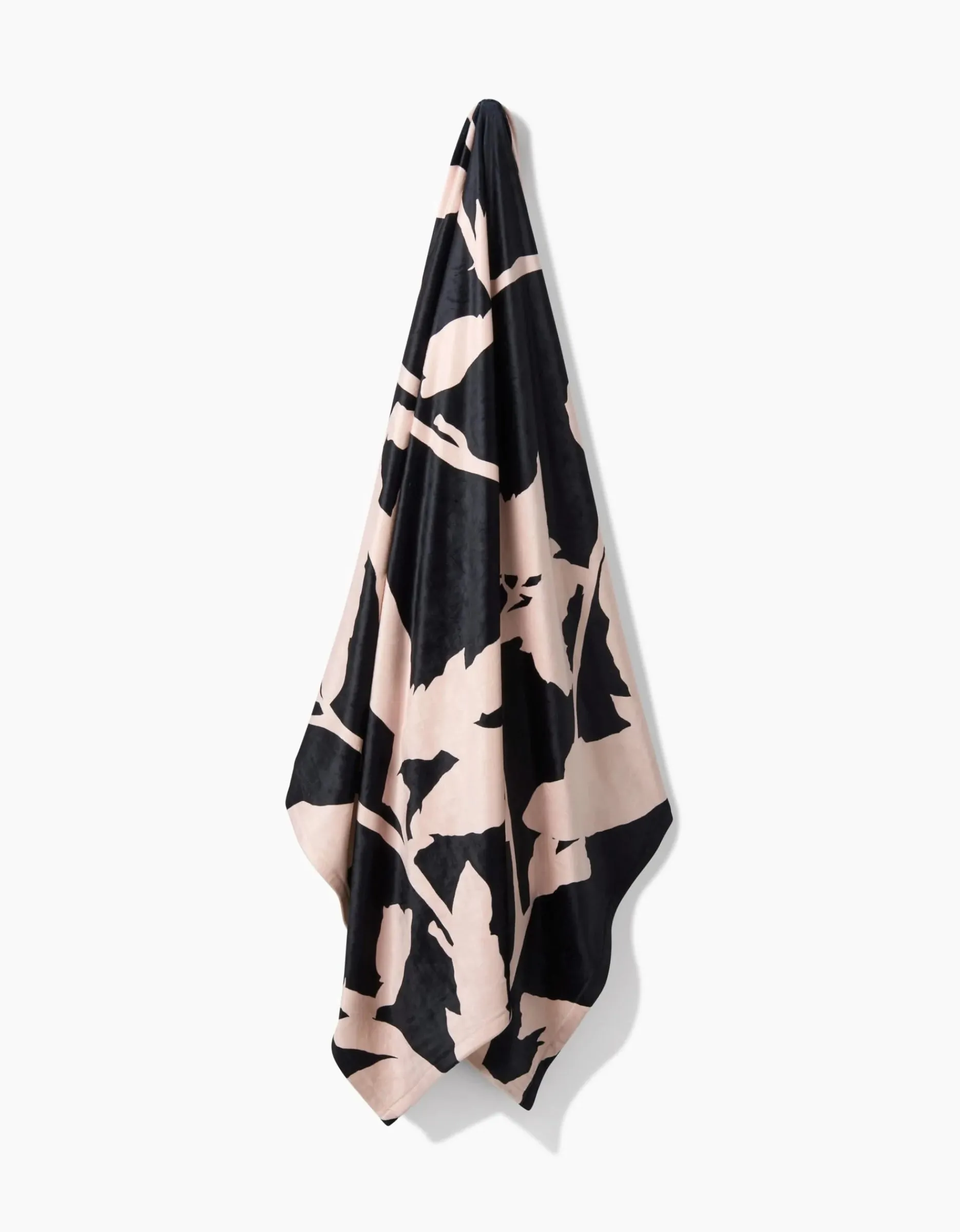 GEOMETRY Pam Butter Blanket