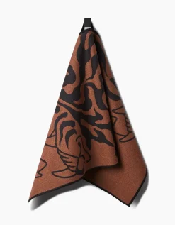 GEOMETRY Panther In Brown Fitness Towel