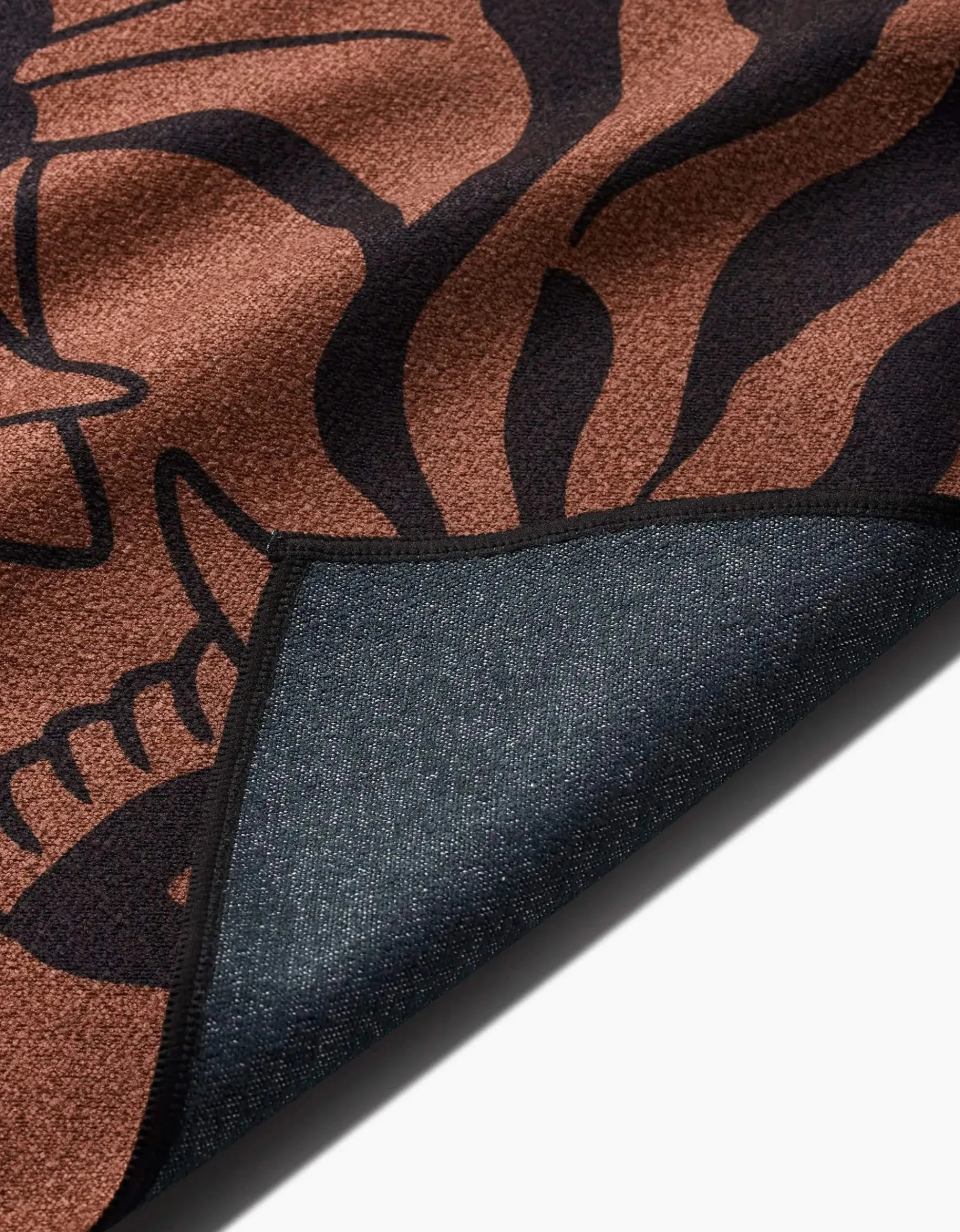 GEOMETRY Panther In Brown Fitness Towel