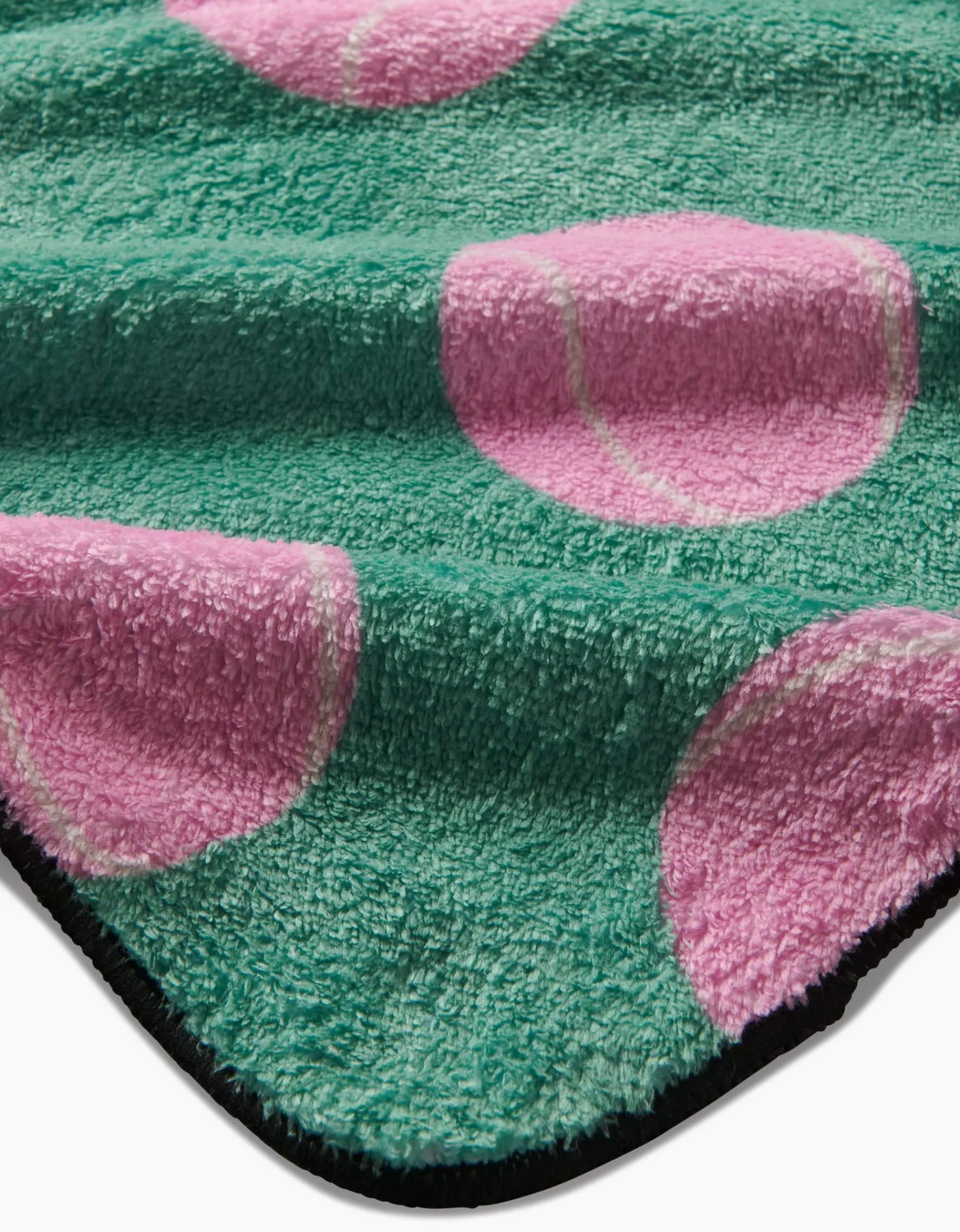 GEOMETRY Pink Ball Plush Towel