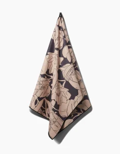 GEOMETRY Plant One on Me Yoga Towel