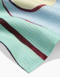 GEOMETRY Poppies on Mint Bar Towel