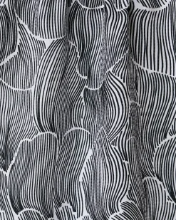 GEOMETRY Posh Petals Fresh Linen Tea Towel