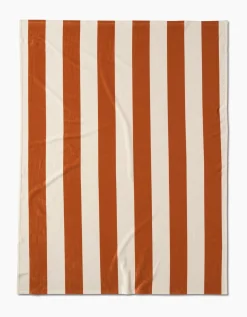 GEOMETRY Radiance Butter Blanket