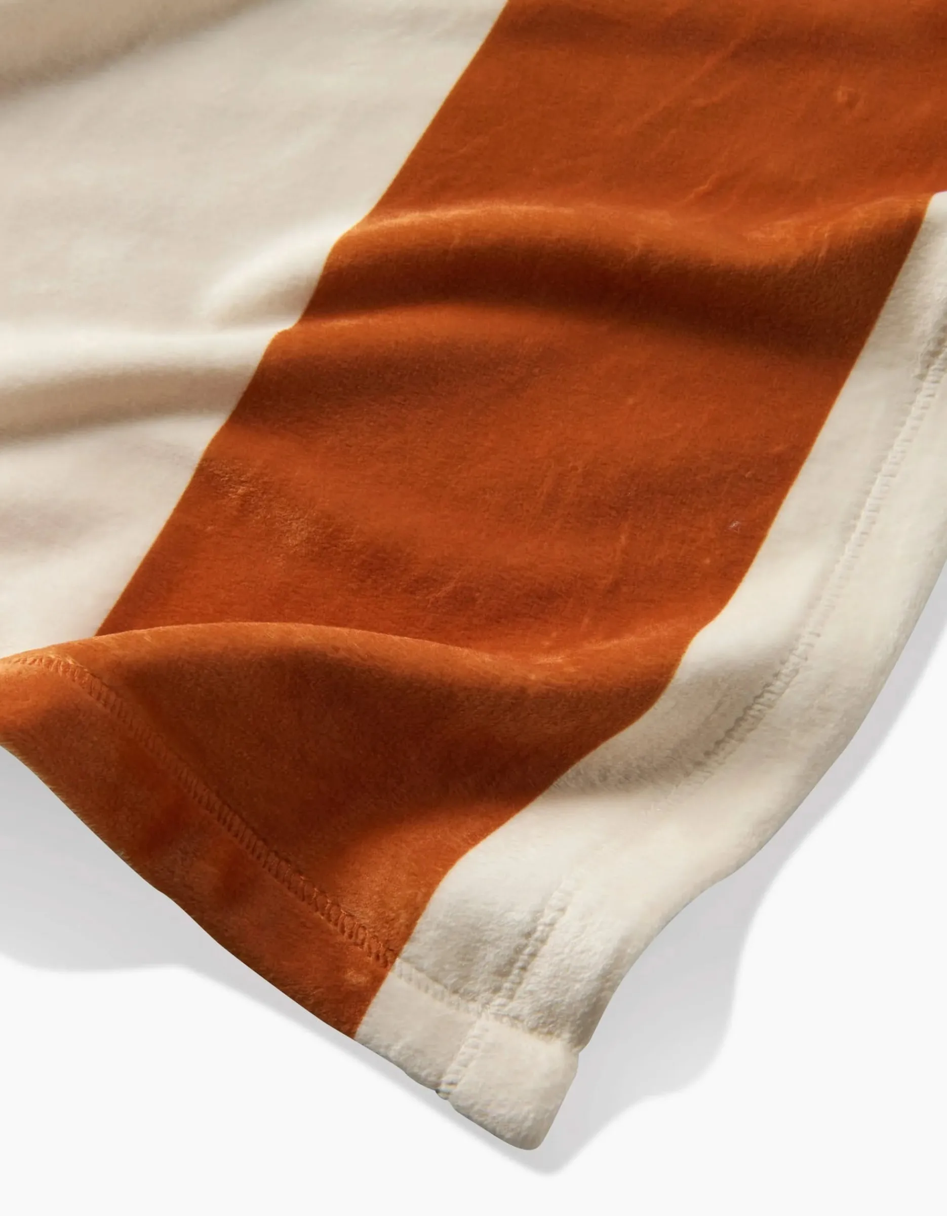 GEOMETRY Radiance Butter Blanket