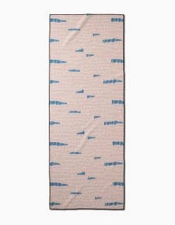 GEOMETRY Ridgeline Yoga Towel
