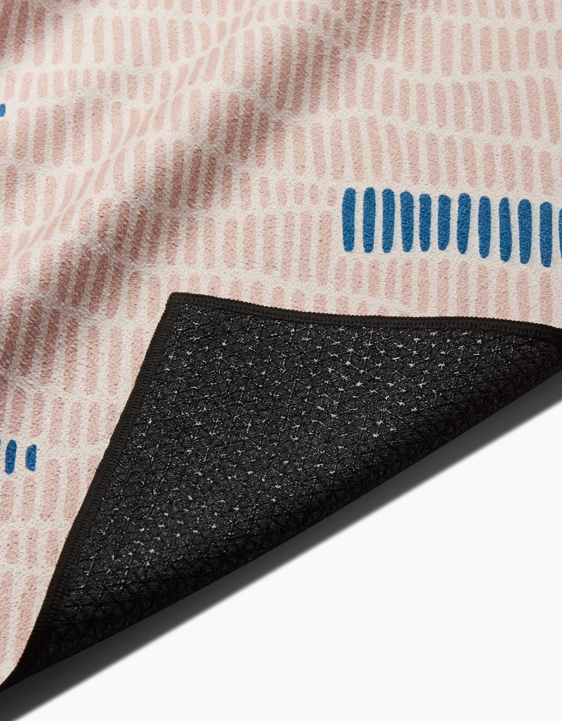 GEOMETRY Ridgeline Yoga Towel