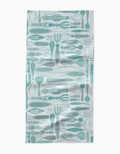 GEOMETRY Romy Bar Towel