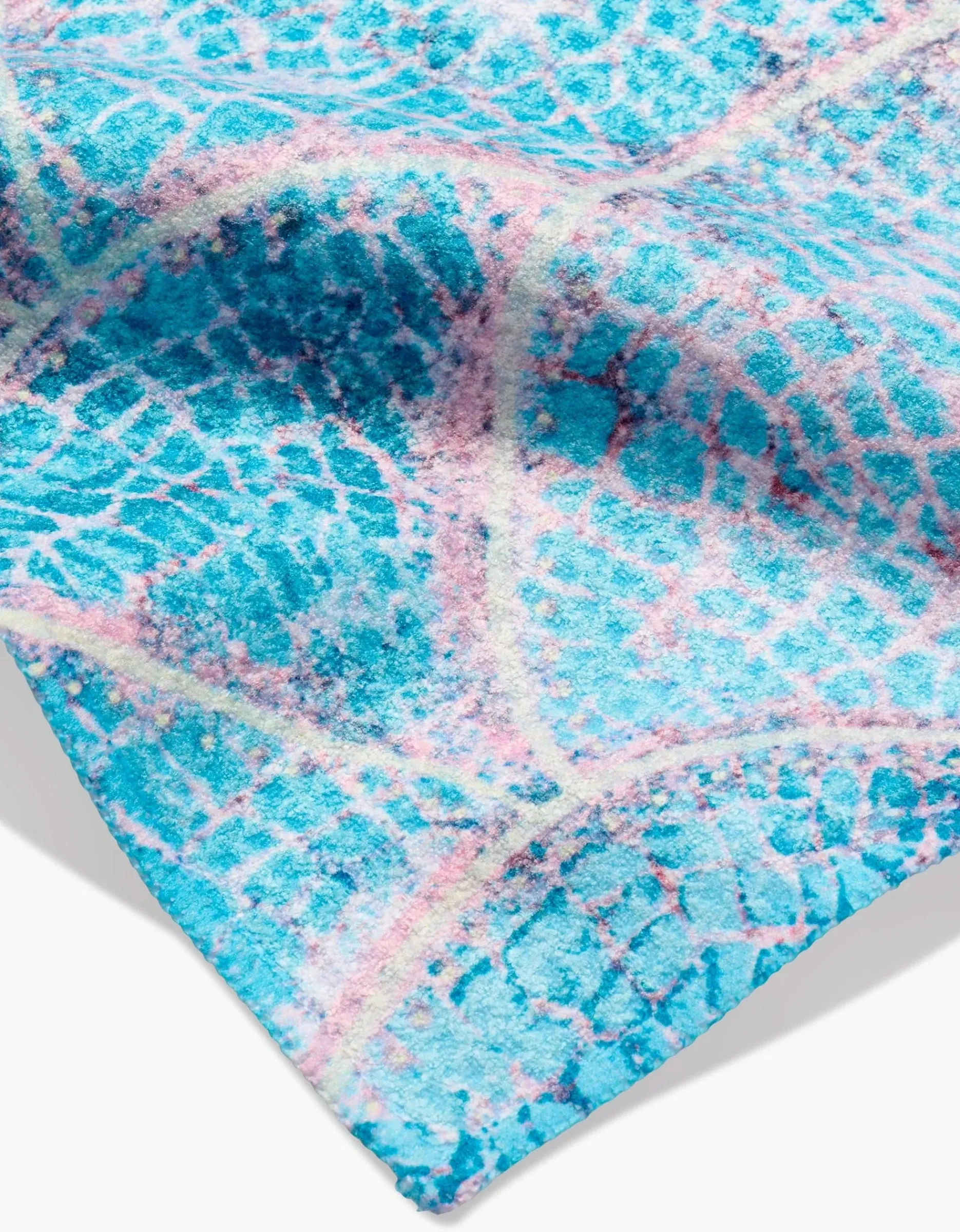 GEOMETRY Scallop Hills Bar Towel