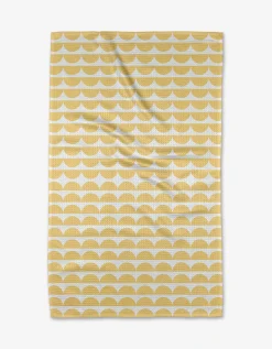 GEOMETRY Scallops - Yellow Tea Towel