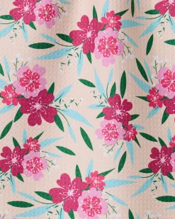 GEOMETRY Sending Love Bar Towel