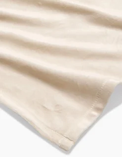 GEOMETRY Soft Glow Butter Blanket