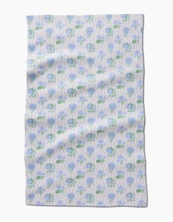 GEOMETRY Spring Wave Luxe Hand Towel