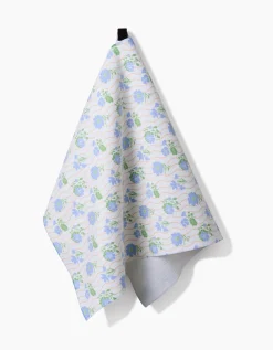 GEOMETRY Spring Wave Luxe Hand Towel