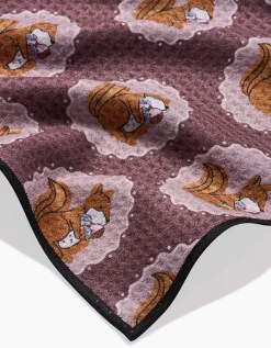 GEOMETRY Squirrels Brown Paw Towel