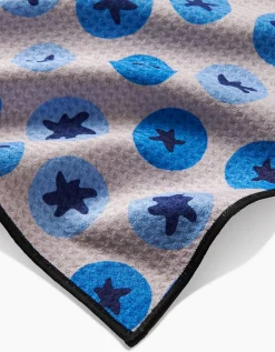GEOMETRY Sweet Blueberries Paw Towel